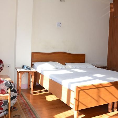 Hotel Basant Shimla Eksteriør bilde